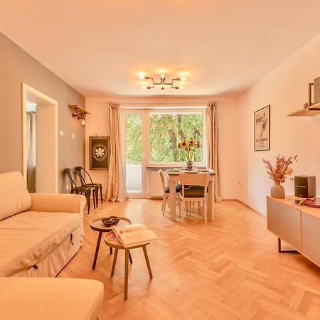 Castanilor 6 - Hip Industrial Apartment Close To City Centre Braşov Esterno foto
