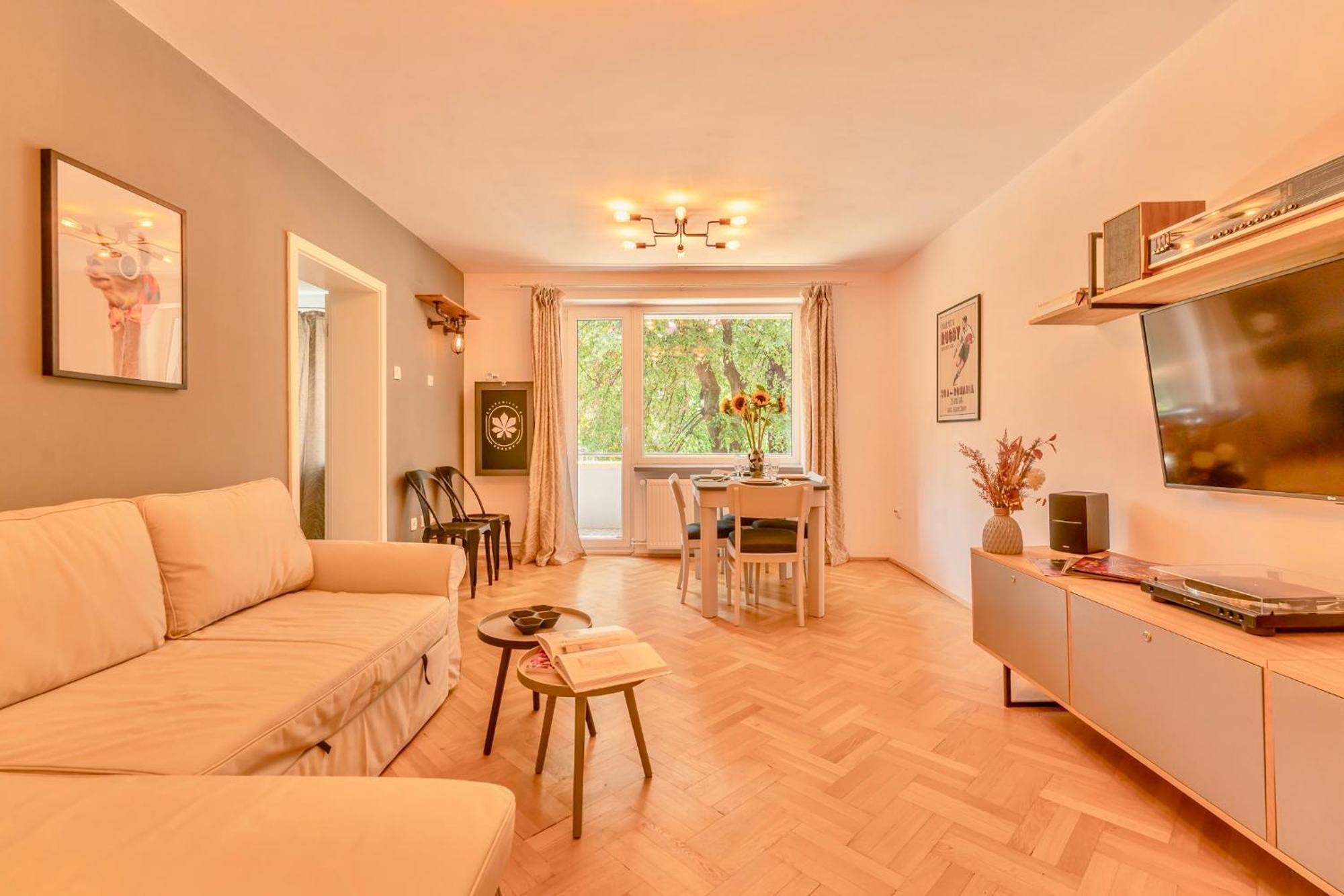 Castanilor 6 - Hip Industrial Apartment Close To City Centre Braşov Esterno foto